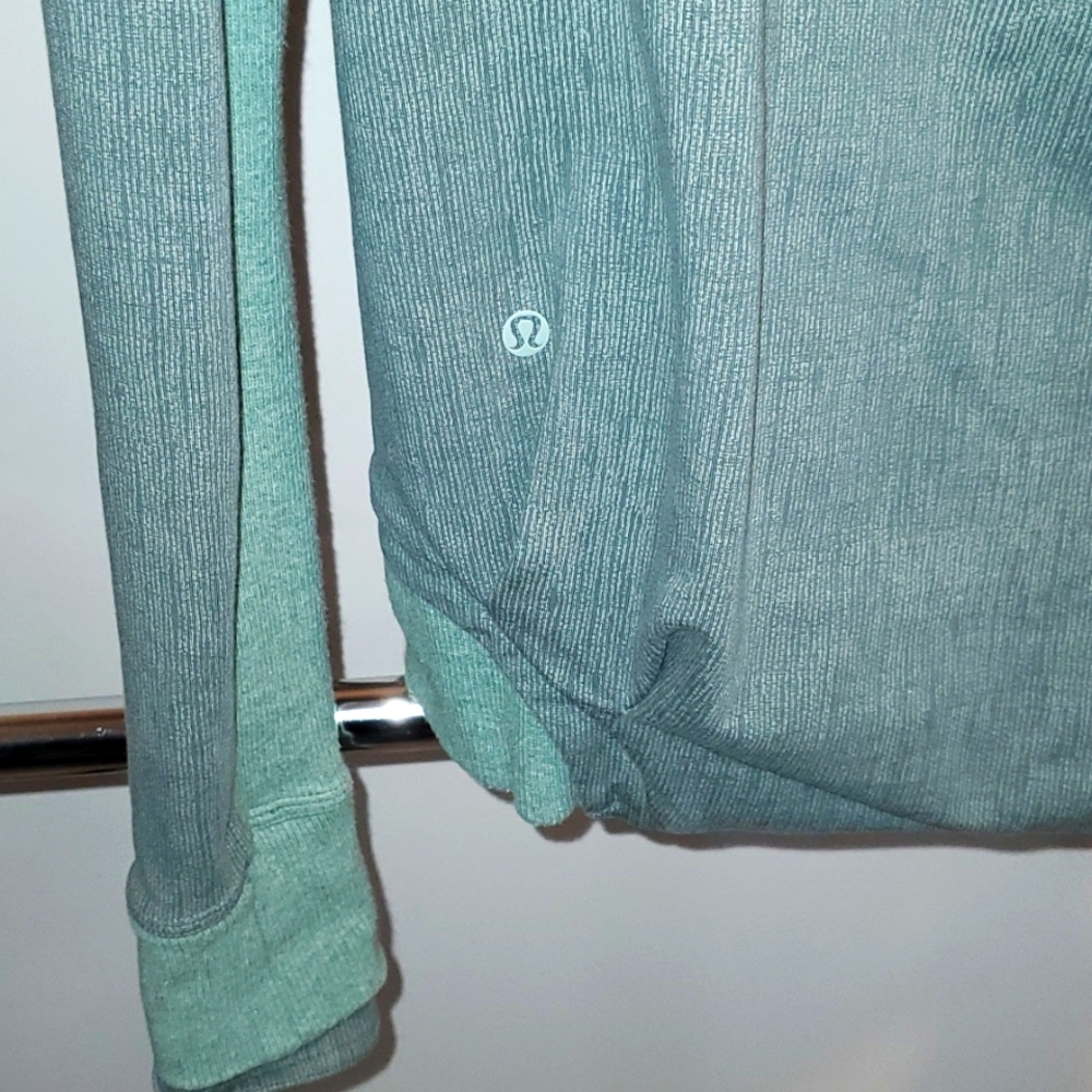 Lululemon Jacket - Picture 3 of 10
